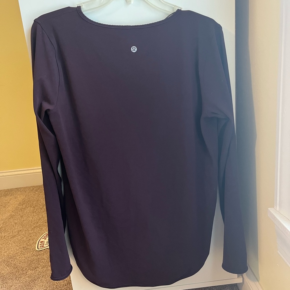 NWOT Lululemon Long Sleeve Top Crossover Front